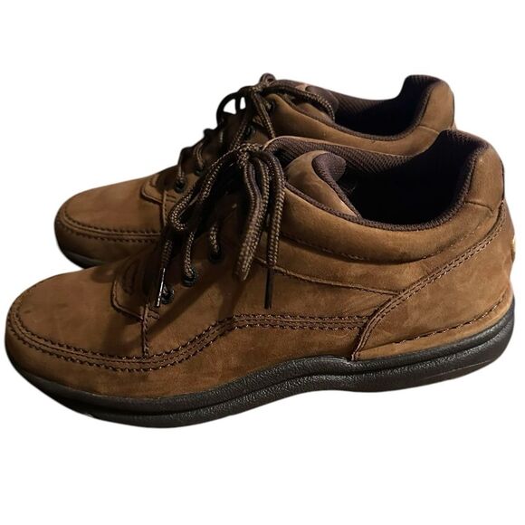 Rock port size 8.5 brown suede lace up shoes in wide width. Causal walking shoes - Picture 1 of 7